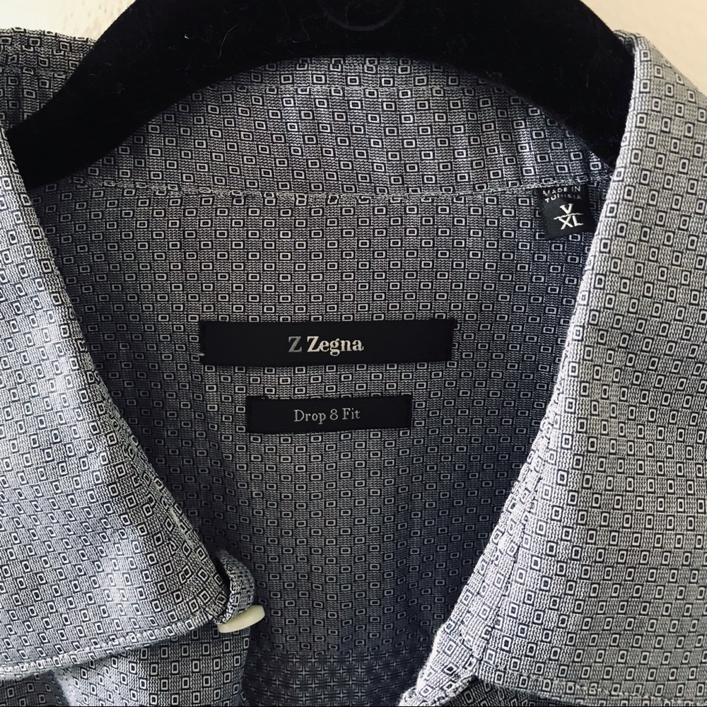 Z Zegna Men’s Black & Gray Patterned Dress Shirt